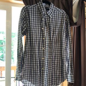 Men’s Tommy Hilfiger long sleeved dress/casual button down size Med